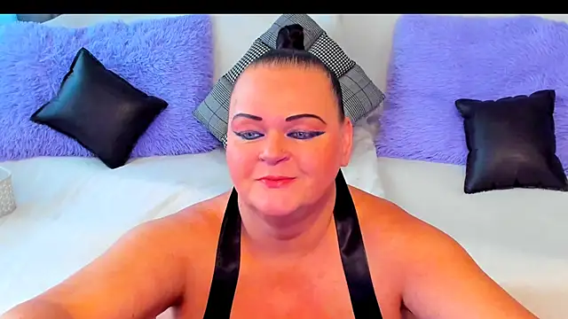 MilanaBiegert online show from October 10, 7:40 am