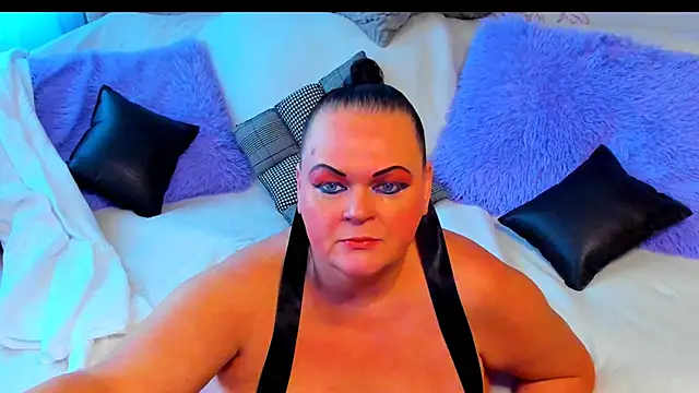 MilanaBiegert online show from October 13, 9:20 am