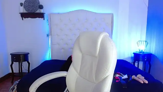 elena detroya online show from December 21, 12:38 pm