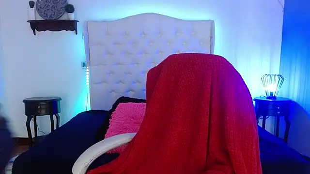 elena detroya online show from January 8, 12:05 pm