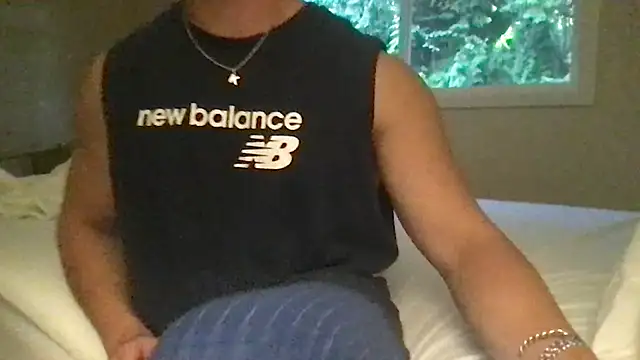 jungcock3210 online show from September 13, 2:39 pm