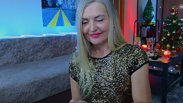 Snapshot of amelia_blondy chatting on December 31, 6:24 pm amelia blondy online show from December 31, 6:24 pm