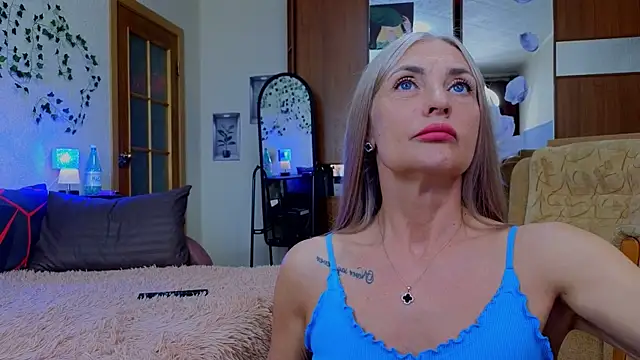 amelia blondy online show from April 29, 11:47 am