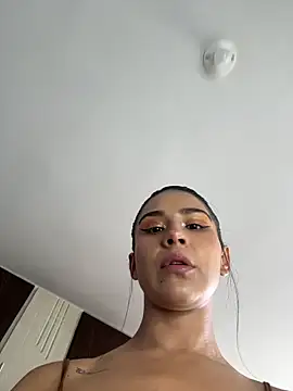 Snapshot of Nikothyna chatting on March 20, 3:17 pm Nikothyna online show from March 20, 3:17 pm