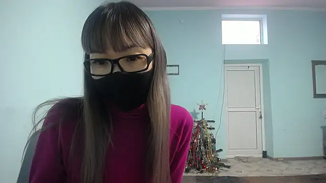 Snapshot of elllaaxx chatting on December 31, 3:34 am elllaaxx online show from December 31, 3:34 am