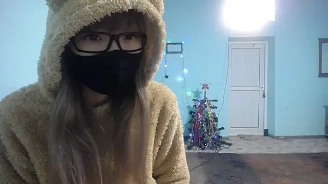 Snapshot of elllaaxx chatting on January 7, 3:35 am elllaaxx online show from January 7, 3:35 am