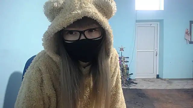 Snapshot of elllaaxx chatting on January 30, 3:22 am elllaaxx online show from January 30, 3:22 am