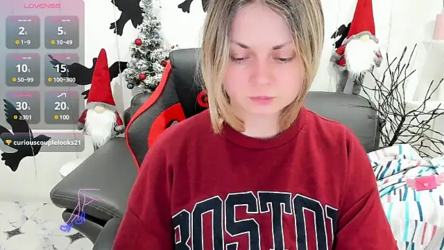 SmilingEmily  online show from December 17, 10:34 am