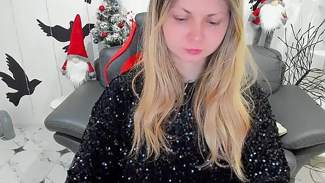 SmilingEmily  online show from December 30, 7:26 am