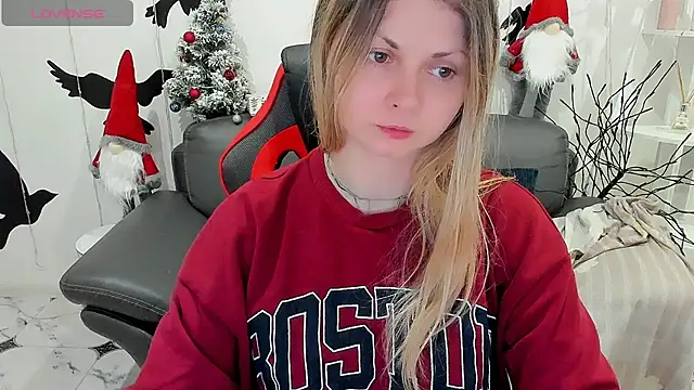 SmilingEmily  online show from January 7, 11:26 am