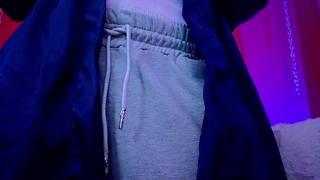 Julieta Russell online show from September 26, 11:58 am