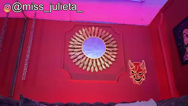 Julieta Russell online show from July 1, 11:56 am