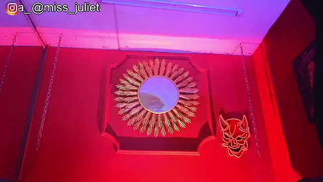 Julieta Russell online show from July 23, 11:19 am