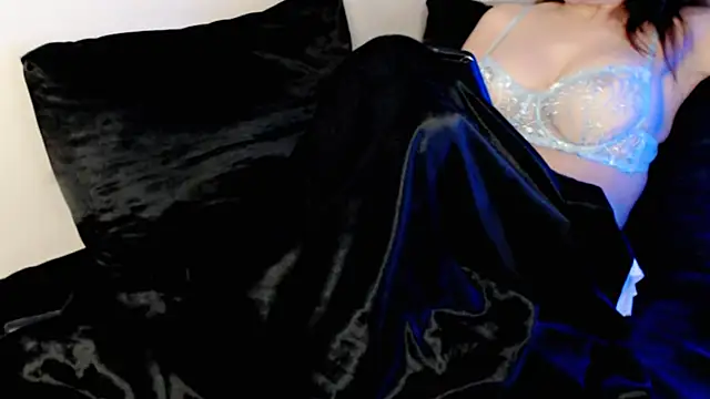 Snapshot of hotmask chatting on April 7, 6:41 pm hotmask online show from April 7, 6:41 pm
