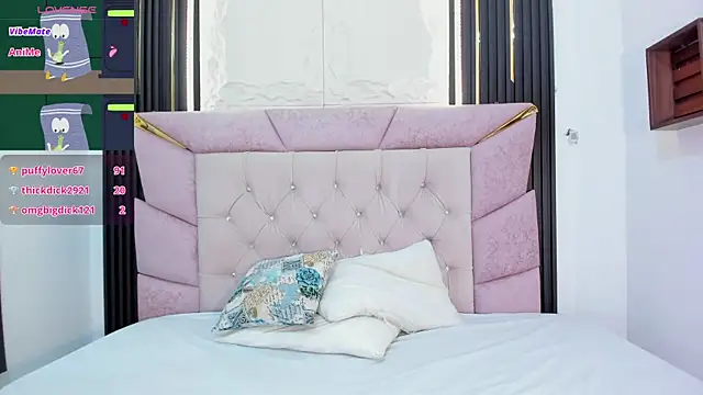 laurem-paulette online show from January 21, 7:17 pm