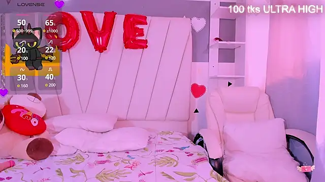 laurem-paulette online show from March 6, 3:02 pm