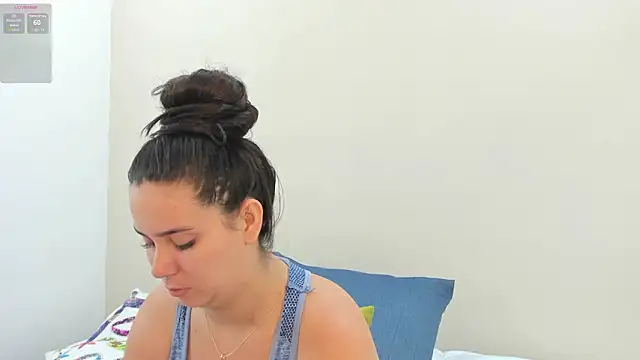 MadisonJenner online show from March 22, 11:57 am