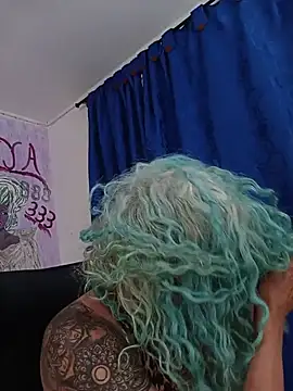 freyadevil333 online show from July 18, 2:38 am
