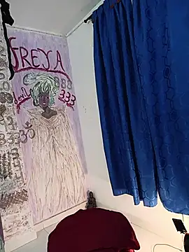 freyadevil333 online show from July 20, 12:03 am