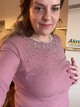 Sunbelxx online show from February 12, 8:53 am