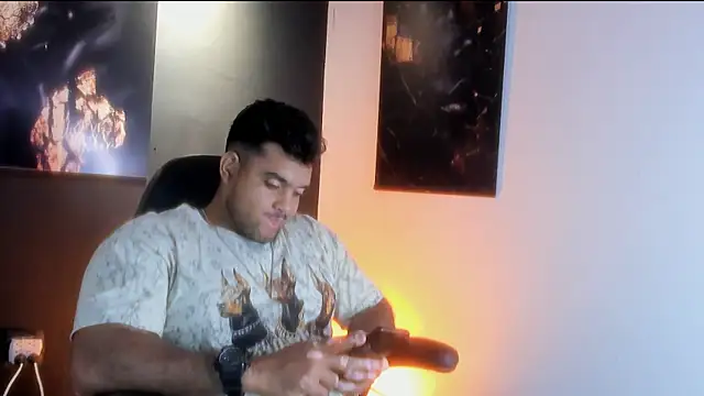 Big furry bear13 online show from October 22, 3:40 am