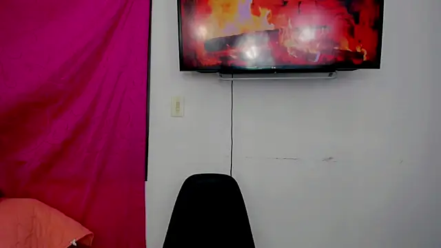 sunshine uwu22 online show from December 27, 7:24 pm