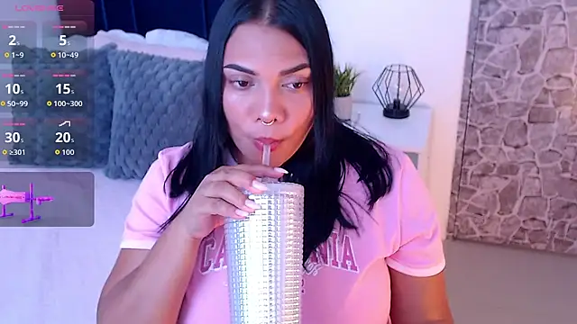 Snapshot of angela_santana_ chatting on October 14, 6:09 pm angela santana  online show from October 14, 6:09 pm