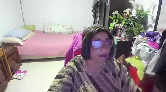 Mrs mommy  online show from January 16, 4:50 pm