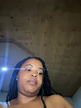 Snapshot of Linahlove chatting on March 6, 7:43 pm Linahlove online show from March 6, 7:43 pm
