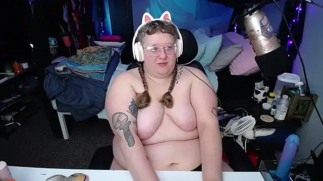 FatVeronica online show from February 22, 12:19 pm