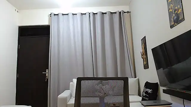 Horny princes online show from June 20, 5:21 am
