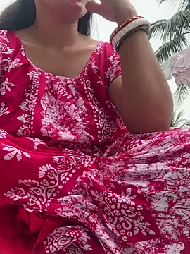 Snapshot of Ishikarana chatting on October 6, 3:26 am Ishikarana online show from October 6, 3:26 am