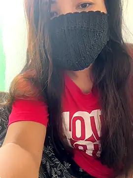 Snapshot of Ishikarana chatting on October 13, 8:25 am Ishikarana online show from October 13, 8:25 am