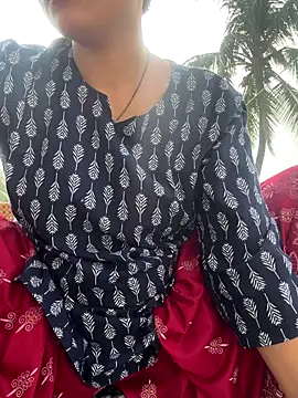 Snapshot of Ishikarana chatting on October 29, 2:14 am Ishikarana online show from October 29, 2:14 am