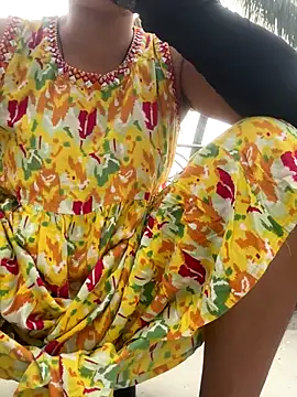 Snapshot of Ishikarana chatting on November 4, 2:43 am Ishikarana online show from November 4, 2:43 am