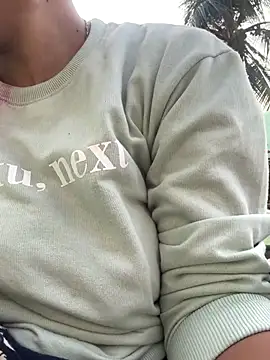 Snapshot of Ishikarana chatting on November 13, 1:59 am Ishikarana online show from November 13, 1:59 am