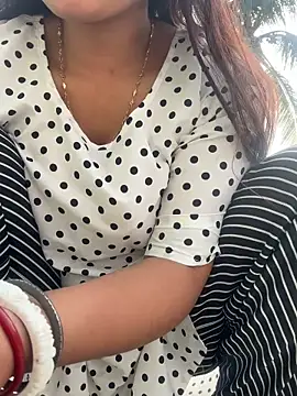 Snapshot of Ishikarana chatting on November 23, 2:55 am Ishikarana online show from November 23, 2:55 am