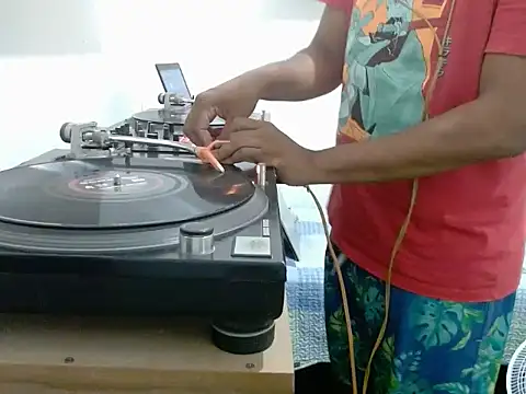 O PanteraNegra Camboy online show from February 17, 3:14 am