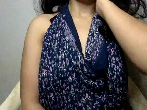 supercutecouples online show from April 6, 5:47 pm