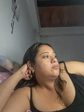 Snapshot of _MaripossaSexy_ chatting on April 11, 4:17 am MaripossaSexy online show from April 11, 4:17 am