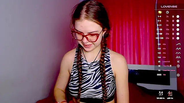 Sarah HS online show from January 15, 10:49 am