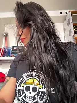 Snapshot of foxxy_nasty chatting on November 12, 4:18 pm foxxy nasty online show from November 12, 4:18 pm