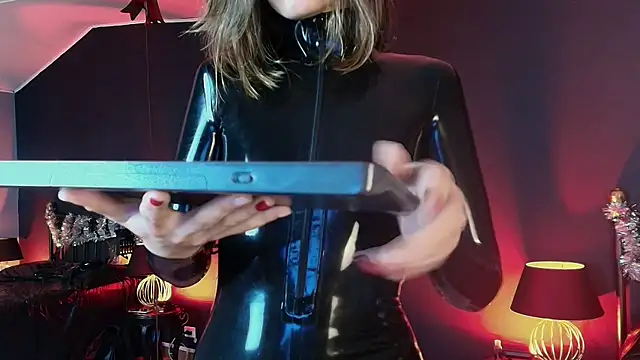 MyMayte online show from December 25, 10:06 am