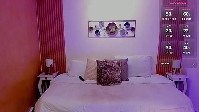 kristen kassi online show from March 31, 7:36 pm