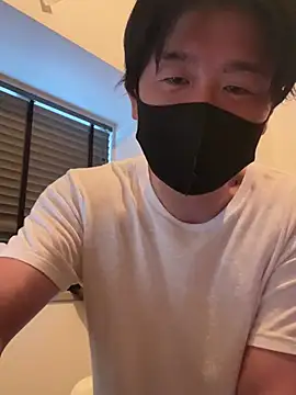 Snapshot of MTKIK chatting on February 11, 1:41 am MTKIK online show from February 11, 1:41 am