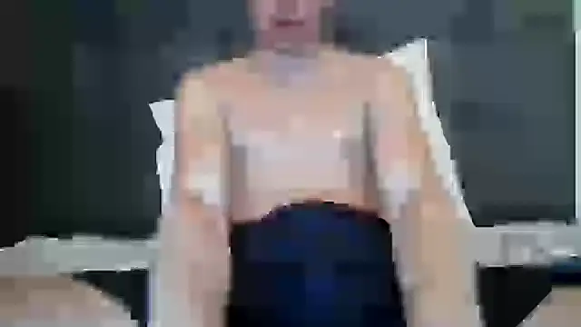 Snapshot of AvarageEuropeGuy chatting on September 17, 7:10 am AvarageEuropeGuy online show from September 17, 7:10 am