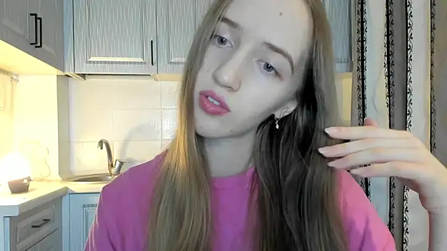 Snapshot of leslie_my_lovee chatting on November 17, 7:52 pm leslie my lovee online show from November 17, 7:52 pm