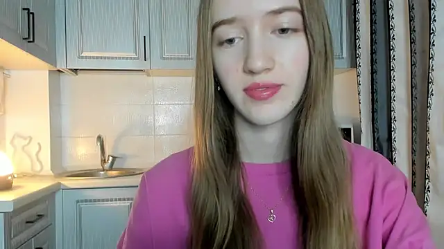 Snapshot of leslie_my_lovee chatting on November 21, 1:59 am leslie my lovee online show from November 21, 1:59 am