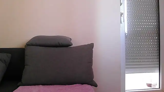 Snapshot of DickStaza chatting on October 29, 10:28 am DickStaza online show from October 29, 10:28 am