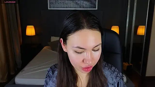 Snapshot of GIGI_BENNET chatting on December 15, 5:56 am GIGI BENNET online show from December 15, 5:56 am